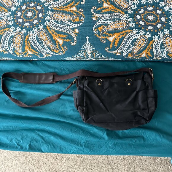 Eiken Shop Canvas Messenger Bag - Picture 2 of 3